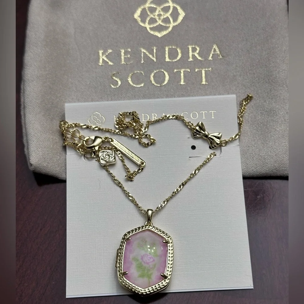 Kendra Scott x LoveShackFancy Daphne Gold Locket Necklace - Picture 1 of 16